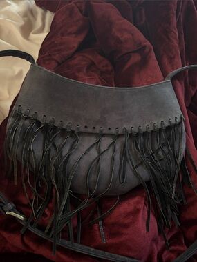 Stylish Black real worn Suede Fringe Shoulder Bag - Women's